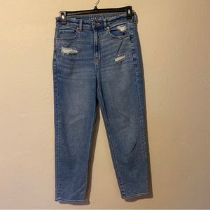 American Eagle mom straight jean
